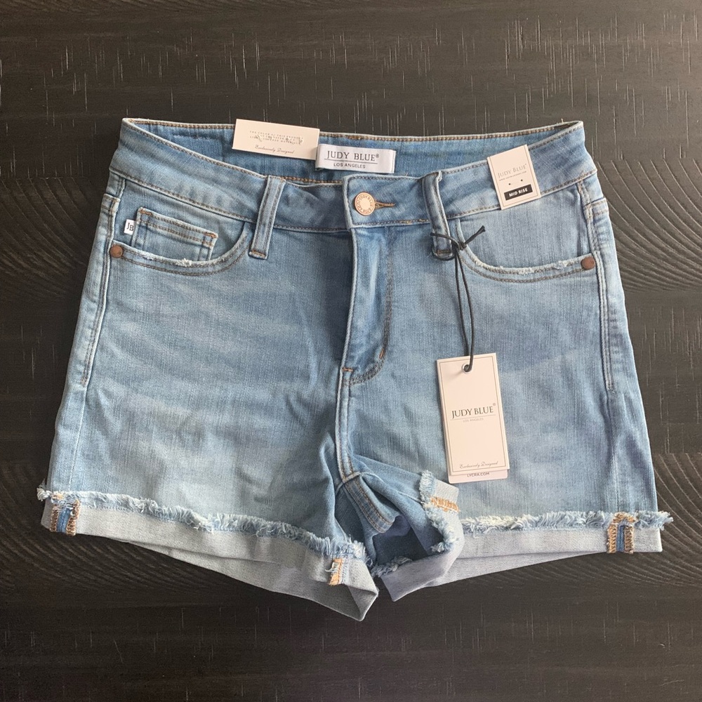 NWT Judy Blue Cuff Denim Shorts, Sz Small